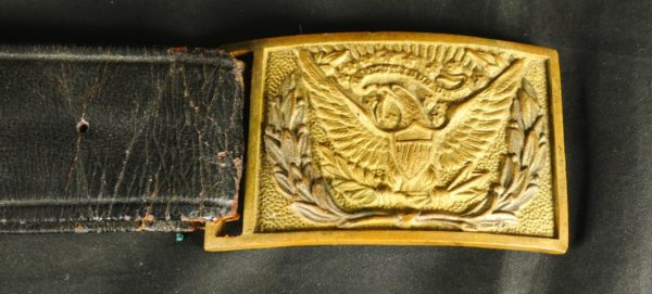 GR87-0121-1009, Indian War Military Belt, buckle, holster and cartridge box. BLOWOUT - Image 2