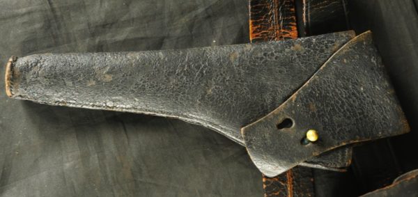 GR87-0121-1009, Indian War Military Belt, buckle, holster and cartridge box. BLOWOUT - Image 3