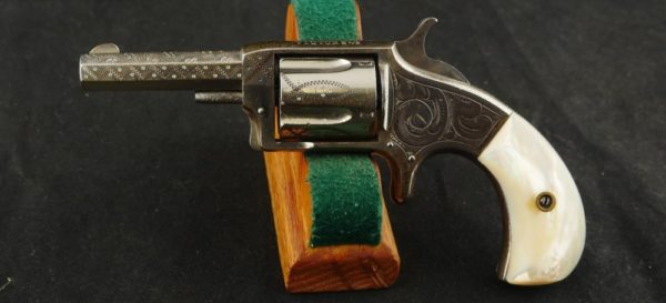 999-0321-0104, Victor .32 RF, 5 shot, Suicide Special engraved with original pearl grips, BUY NOW
