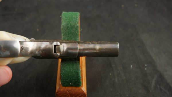 079-0722-8061, Remington Double Deringer, Custom Engraved with Pearl Grips. BUY NOW - Image 12