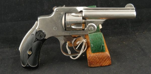 GR79-0222-4607, Smith and Wesson Safety Hammerless .32 CF. BUY NOW