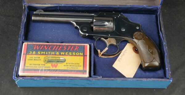 GR79-0423-4601, Antique Smith & Wesson .38 Saftey Hammerless or Lemon Squeezer. Excellent. BUY NOW