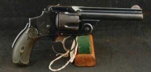 GR-0324-6002, Excellent Smith & Wesson .38 Safety Hammerless. In holster. BUY NOW