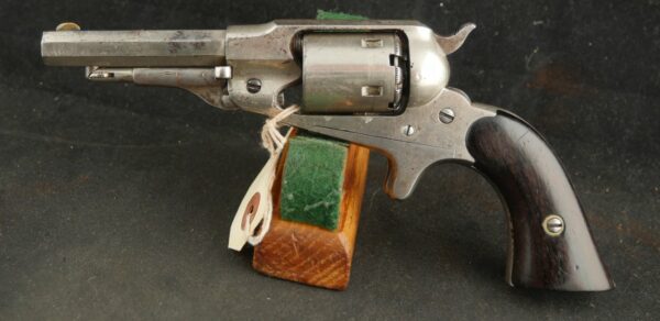GR-0324-6039, Remington Pocket .32 RF, 5 shot with 3 1/2 inch barrel. BLOWOUT - Image 4