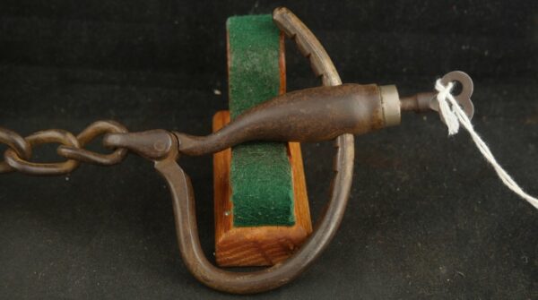 J79-1124-8665 Caveny Invention Co handcuffs with Key. BLOWOUT - Image 14