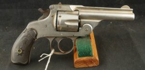 079-0226-9098, Forehand .38 CF DA revolver with 3 1/2 inch barrel. BLOWOUT