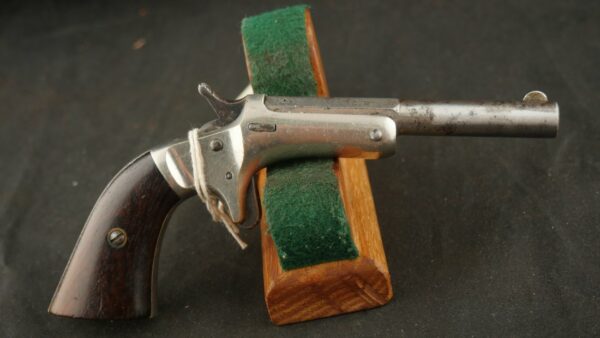 079-0724-9103, Stevens Single Shot .22 with 90% nickel. BLOWOUT