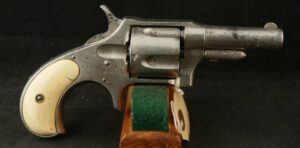 GR-0725-6284,  Remington New Model #4 .41 CF, 5 shot with 60% original nickel. BLOWOUT