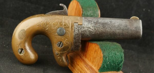 GR-0125-6398, Moore Single Shot Crab Claw Knuckle Duster Single Shot Pistol in .41 RF. BLOWOUT