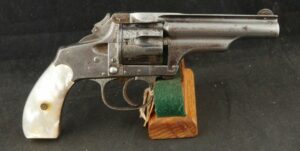 GR-1124-6412, RARE Merwin and Hulbert Medium Frame in .32 caliber CF. BUY NOW