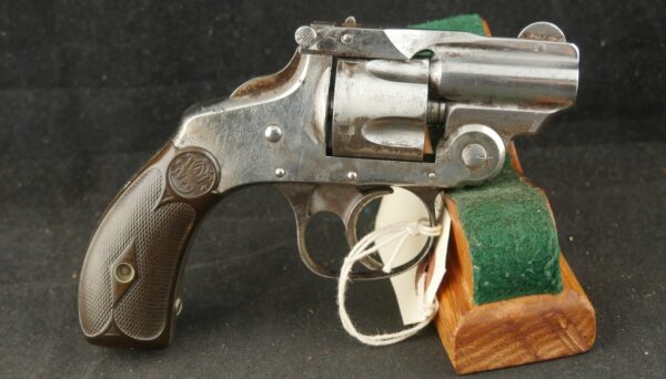 GR-0225-6509, Smith and Wesson DA .32. Snub Nose. BUY NOW