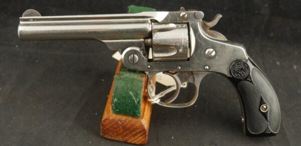 GR-0525-6606, Smith & Wesson .32 DA. Excellent overall. BUY NOW - Image 2