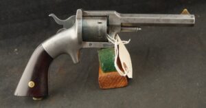 079-0625-9305, Pond .32 RF Belt Model Revolver with tool. BLOWOUT