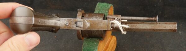 079-0625-9307, Belgium DA 7.65 Pin Fire Revolver. BLOWOUT - Image 2