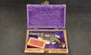 079-1025-P0330, Ethan Allen Side Hammer .22 cal, 7 shot in horn case. BLOWOUT