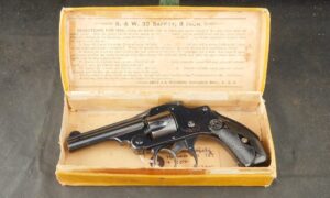 079-0326-9438, Smith and Wesson Safety Hammerless Revolver in .32 CF. BUY NOW