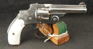 079-0326-9439, Smith and Wesson Safety Hammerless, 5 shot .32 CF. BUY NOW