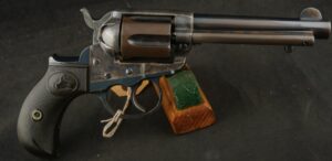GR-0426-6904, Excellent Colt Model 1877 Lightning. .38 CF. 4 1/2 inch barrel. BUY NOW