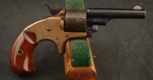 079-0426-9525, Colt Open Top .22, 7 shot, with 70% Blue. BUY NOW